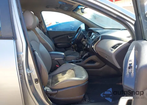 2014 Hyundai Tucson Se z USA, uszkodzony, nr VIN KM8JU3AG9EU908044